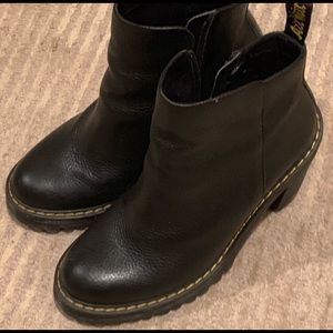 EUC Dr. Martens Magdalena Booties sz 9